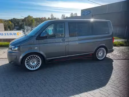 Volkswagen Transporter T5 2.0 TDI 140