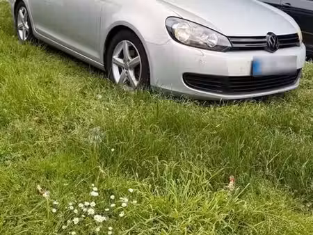 Volkswagen Golf 1.6 TDI 105