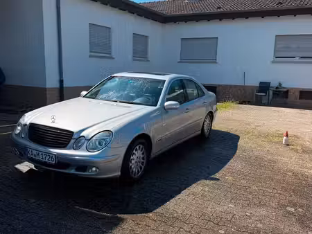 Mercedes-Benz Classe E E 320