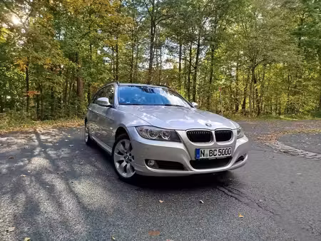 BMW Série 3 318d 2.0 143