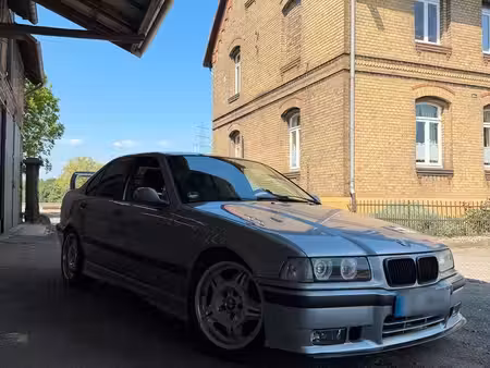 BMW Série 3 320i 2.0 150