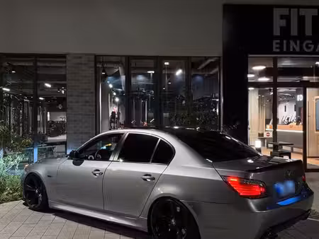 BMW Série 5 530d 3.0 231