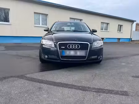 Audi A4 V6 2.5 TDI 163