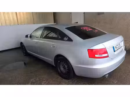 Audi A6 V6 2.4 177