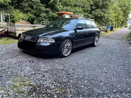 Audi A4 S4 V6 2.7 265 quattro