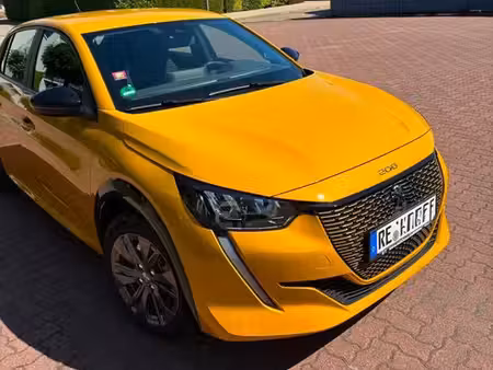 Peugeot 208 136 Active
