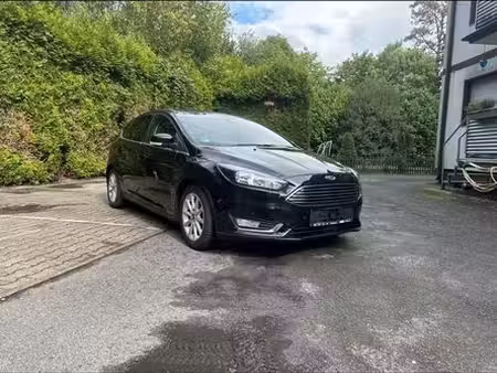 Ford Focus 1.0 125