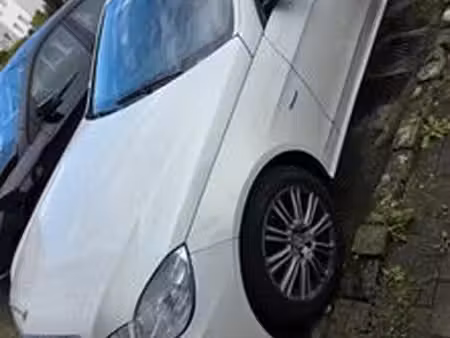 Mercedes-Benz Classe E E 200 2.1 136