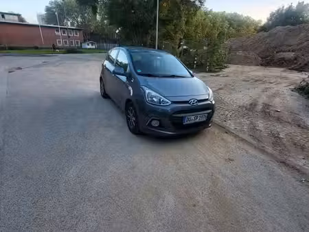 Hyundai i10 1.0 67 Intro Edition