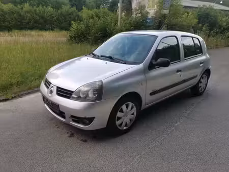 Renault Clio 1.2 75