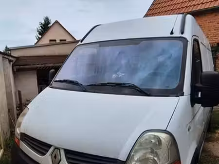 Renault Master 2.5 dCi 120