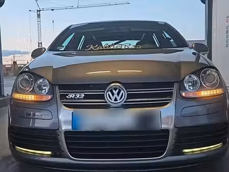 Volkswagen Golf R32 V6 3.2 250 4Motion