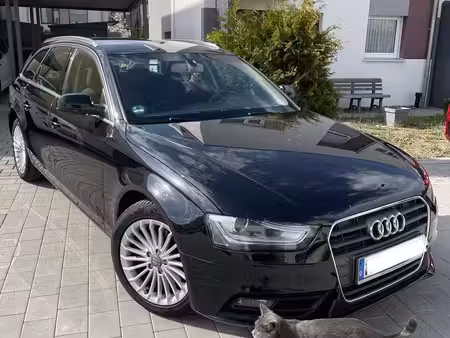 Audi A4 2.0 TDI 120 Attraction
