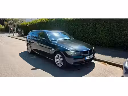 BMW Série 3 318i 2.0 143