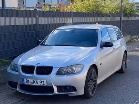 BMW Série 3 325i 218