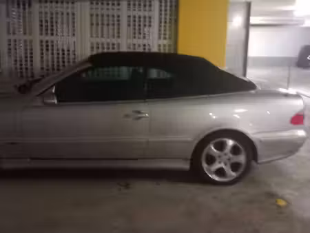 Mercedes-Benz CLK 200