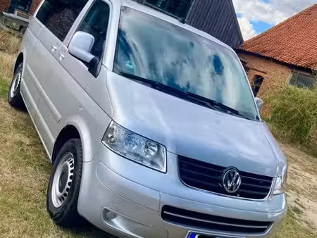 Volkswagen Transporter T5 2.5 TDI 174