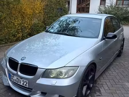 BMW Série 3 325i 218