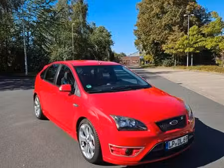 Ford Focus ST 2.5 225