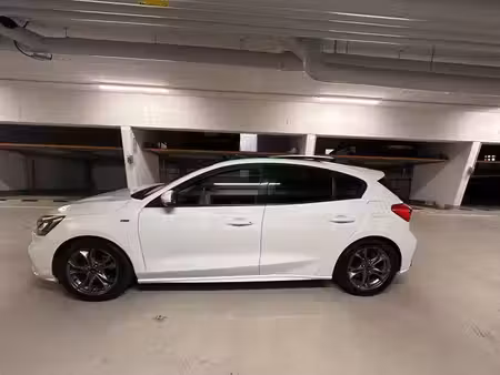 Ford Focus 1.0 125