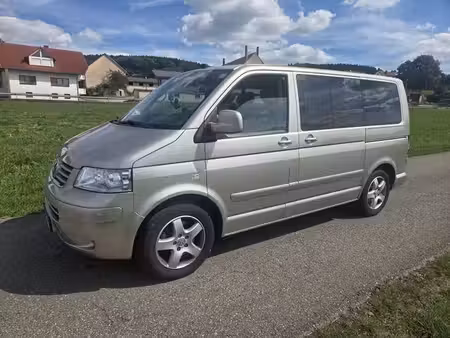 Volkswagen Transporter T5 2.5 TDI 174 Highline