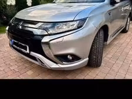 Mitsubishi Outlander PHEV 2.4 135 4x4