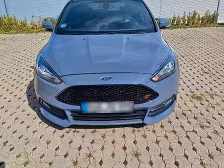 Ford Focus ST 2.0 250