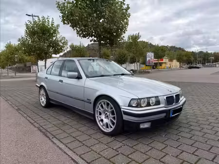 BMW Série 3 316 1.6 102