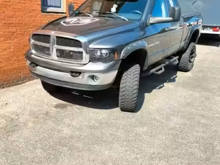 Dodge RAM 2500 V8 5.7