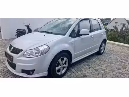 Suzuki SX4 1.9 120 GLX