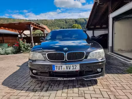 BMW Série 7 750i 4.8 367