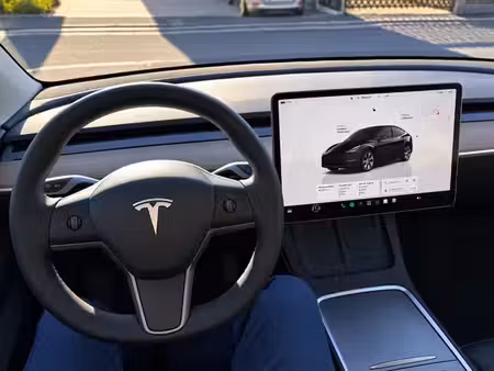 Tesla Model Y Grande Autonomie 4x4