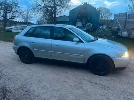 Audi A3 1.8 125