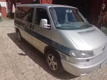 Volkswagen Transporter T4 2.5 TDI