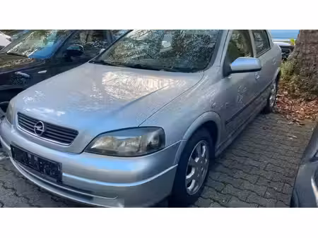 Opel Astra 1.6