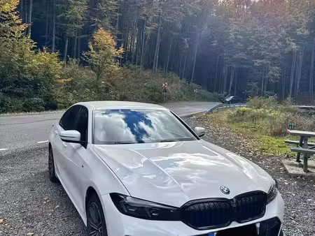 BMW Série 3 330e 2.0 292