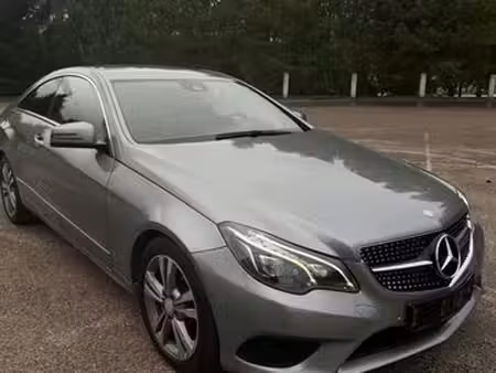 Mercedes-Benz Classe E E 250 2.1 150