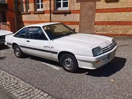 Opel Manta 