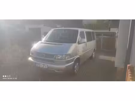 Volkswagen Transporter T4 2.5 TDI 102