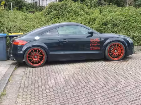Audi TT V6 3.2 250 quattro