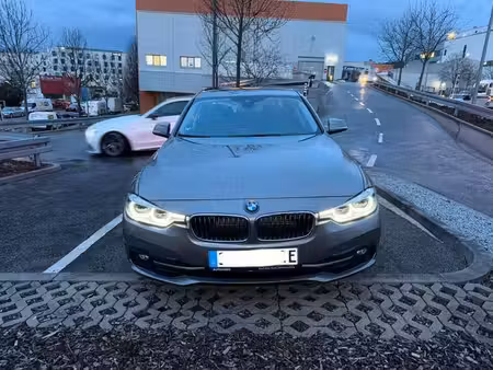 BMW Série 3 330e 2.0 252