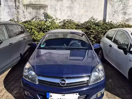 Opel Astra 2.0 147