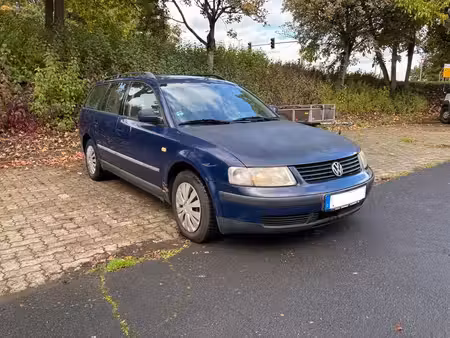 Volkswagen Passat 1.6 100