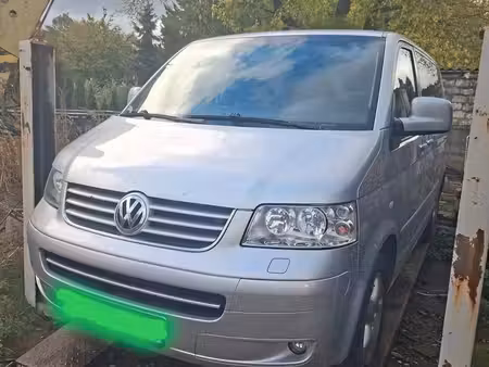 Volkswagen Transporter T5 2.5 TDI 174