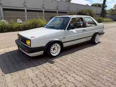 Volkswagen Jetta 