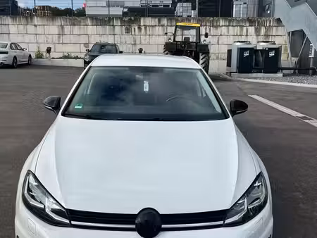 Volkswagen Golf TSI 150