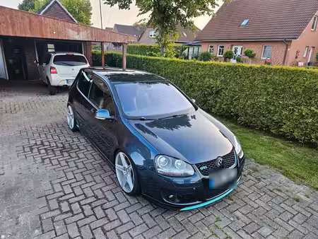 Volkswagen Golf GTI 2.0