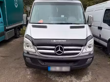 Mercedes-Benz Sprinter 319 V6 3.0 190