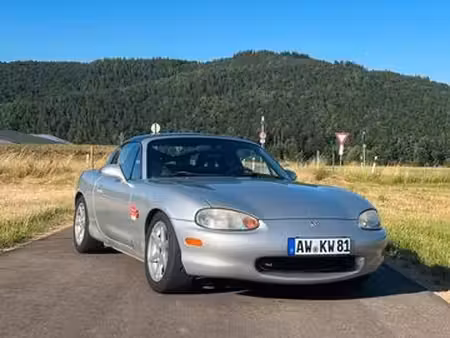 Mazda MX5 1.6 110