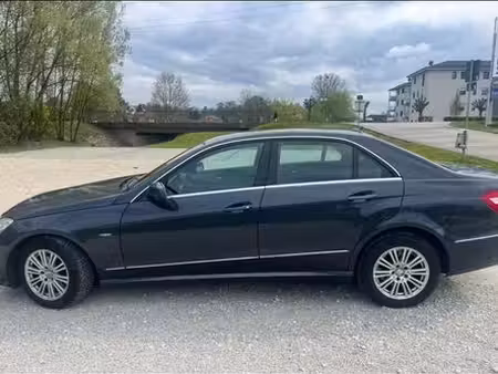 Mercedes-Benz Classe E E 220 2.1 CDI 170